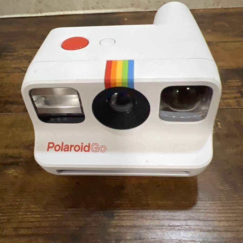 Polaroid Go Mini Instant Film Camera - White Not Tested